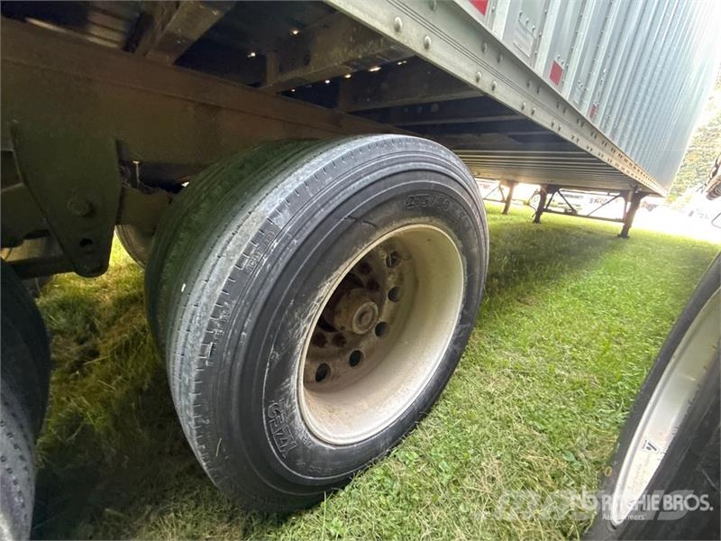 Pitts CV45 45 ft x 96 in T/A Chip Trailer Talas römorklari
