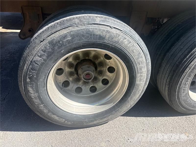 Pitts CV45 45 ft x 96 in T/A Chip Trailer Talas römorklari