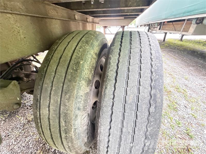 Pitts CV45 45 ft x 96 in T/A 45 ft T/A Chip Trailer Holzabfallanhänger