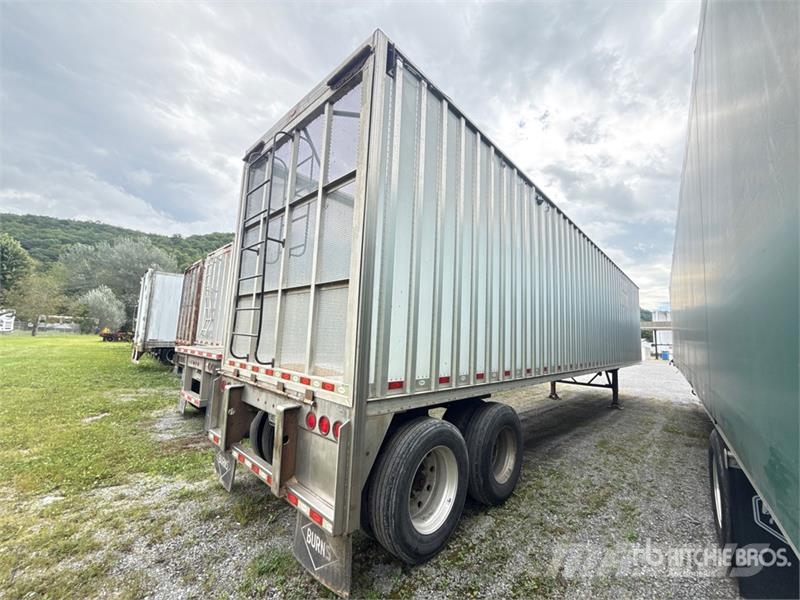 Pitts CV45 45 ft x 96 in T/A 45 ft T/A Chip Trailer Holzabfallanhänger