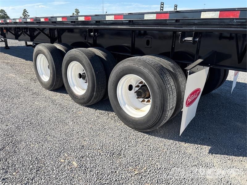 Pitts EF53 Tri/A 53 ft - 90 ft Extendable Flatbed Traile Pick up/Prelata