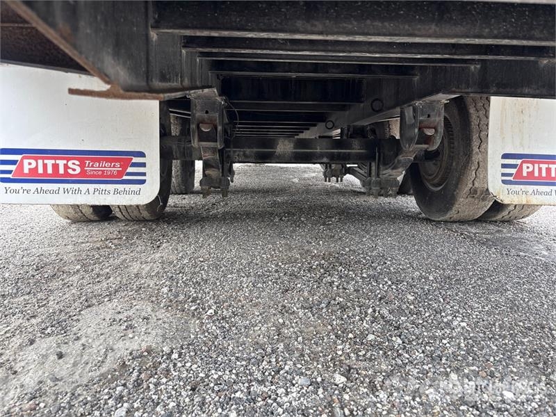 Pitts TA12 24 ft T/A Equipment Trailer مقطورات مركبات نقل