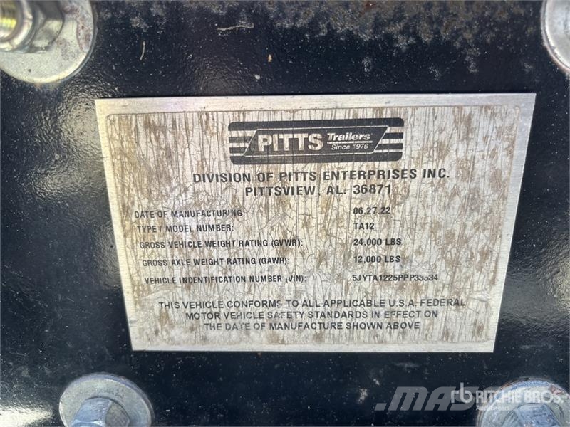 Pitts TA12 24 ft T/A Equipment Trailer Oprijwagen