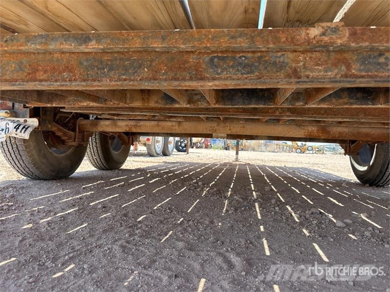 PJ 18 ft T/A Utility Trailer Citas piekabes
