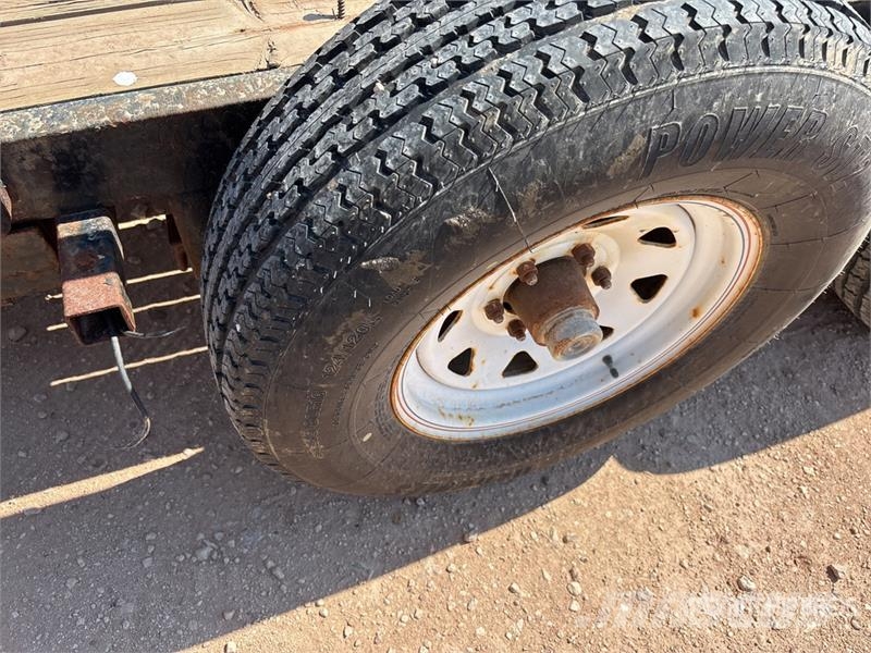 PJ 18 ft T/A Utility Trailer Citas piekabes