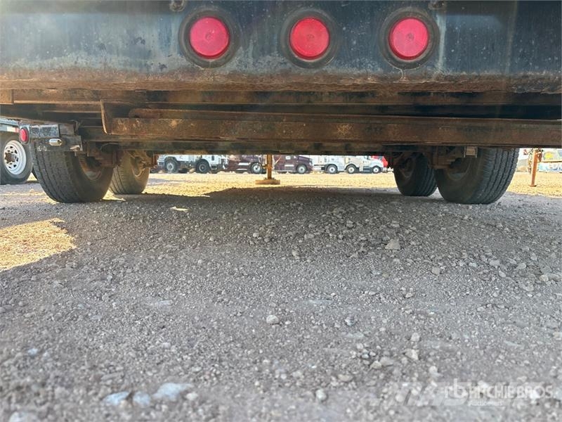 PJ 20 ft T/A Utility Trailer Citas piekabes
