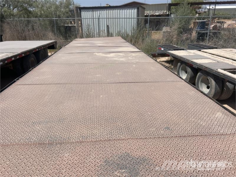 PJ 32 ft T/A Gooseneck Flatbed Trailer مقطوروات مسطحة/مفصلية الجوانب