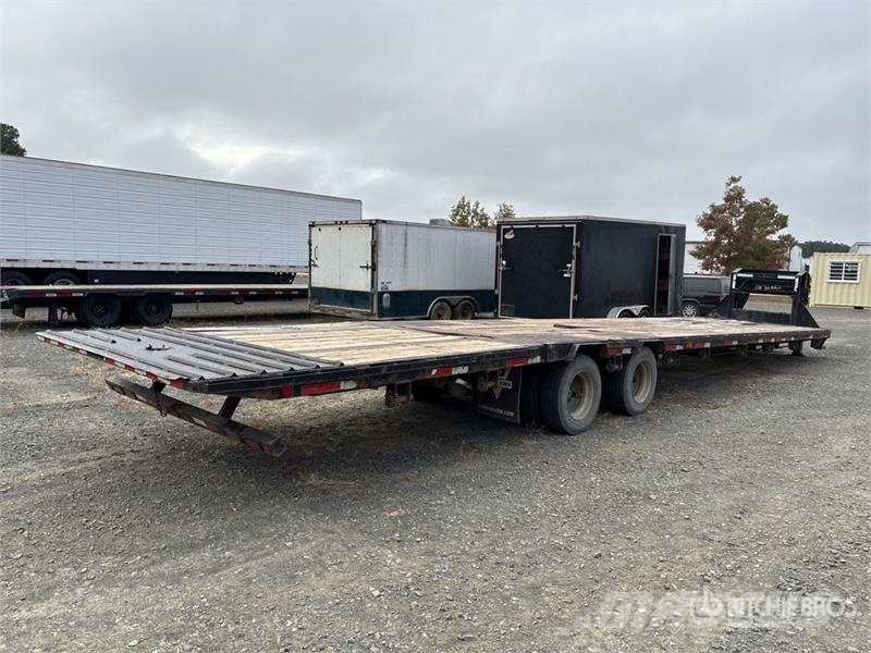 PJ 40 ft T/A Gooseneck Equipment Trailer Auto pārvadāšanas treileri