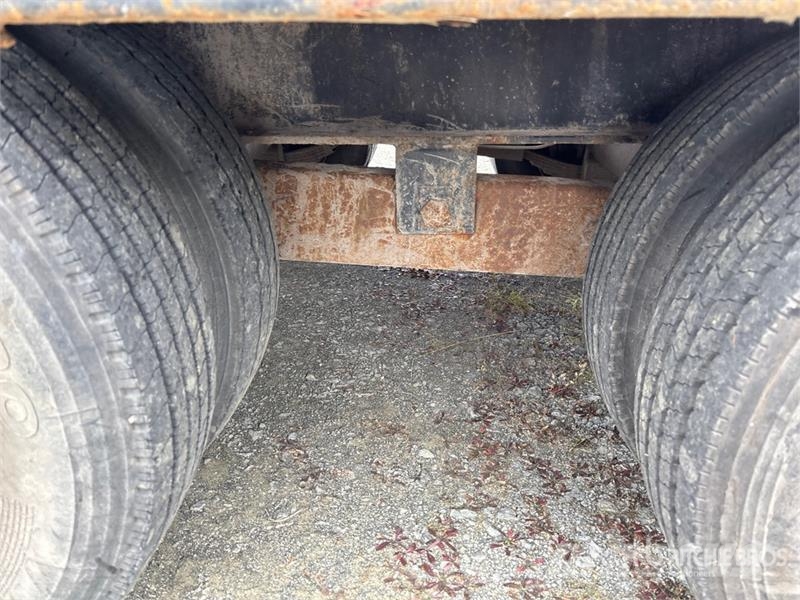 PJ 40 ft T/A Gooseneck Equipment Trailer Auto pārvadāšanas treileri