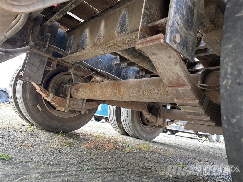PJ 40 ft T/A Gooseneck Equipment Trailer Auto pārvadāšanas treileri