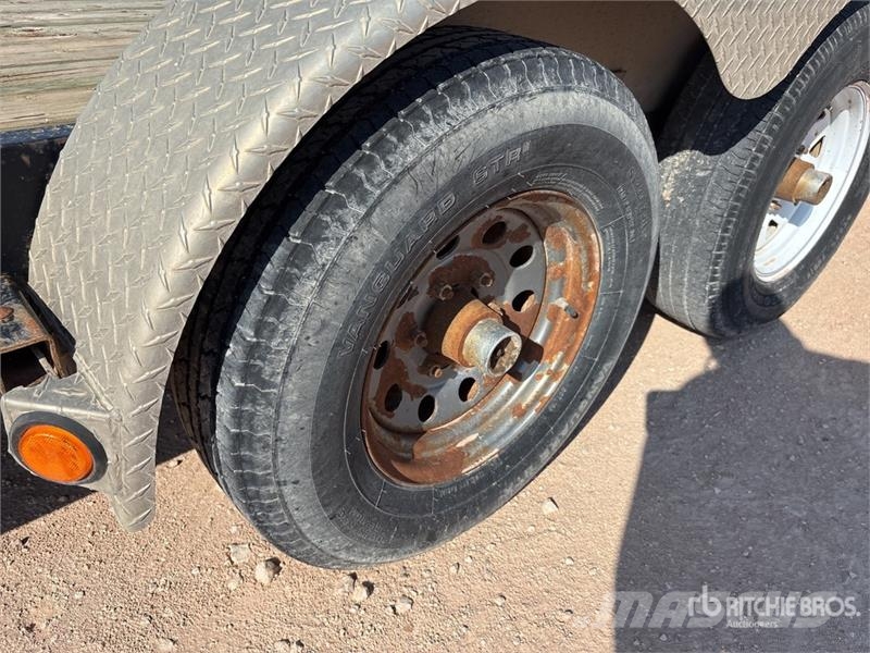 PJ C5-18 18 ft T/A Utility Trailer Citas piekabes