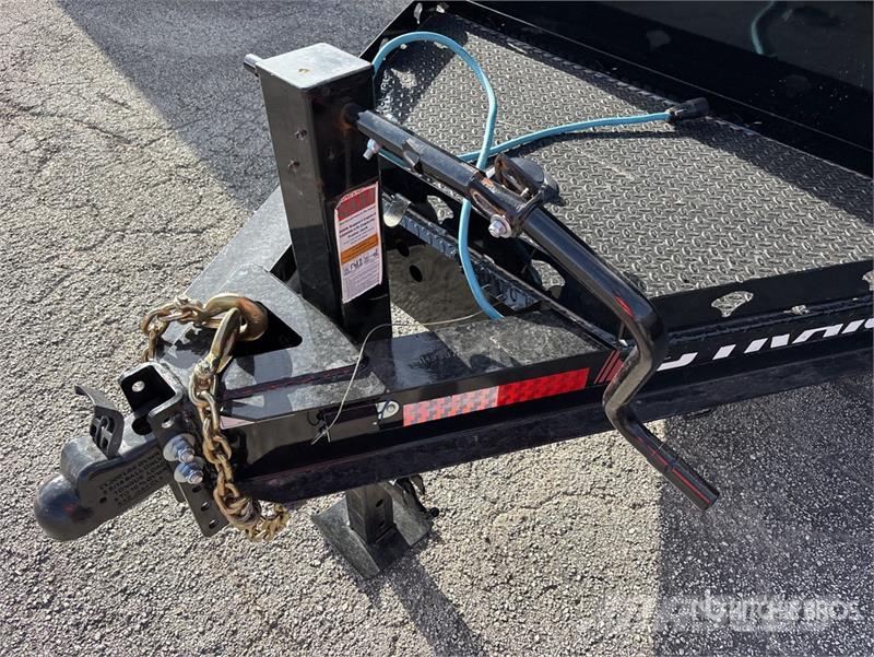 PJ Trailers Trailers 19 ft T/A Dump Utility Trailer Anhænger med tip