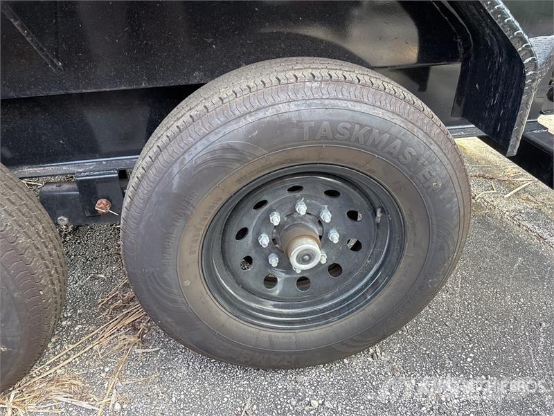 PJ Trailers Trailers 19 ft T/A Dump Utility Trailer Anhænger med tip