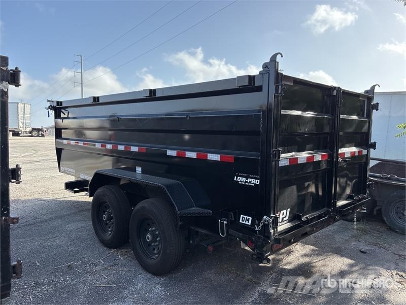 PJ Trailers Trailers 19 ft T/A Dump Utility Trailer Anhænger med tip