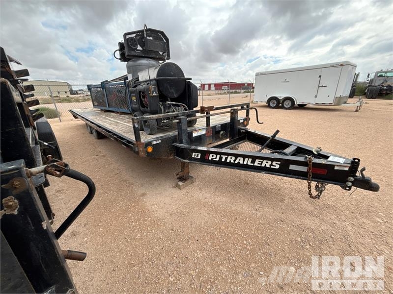 PJ Trailers Trailers 24 ft T/A 31 ft Equipment Traile Prikolice za prevoz vozil