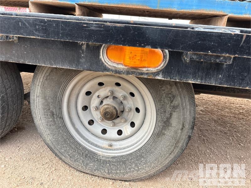 PJ Trailers Trailers 24 ft T/A 31 ft Equipment Traile Prikolice za prevoz vozil