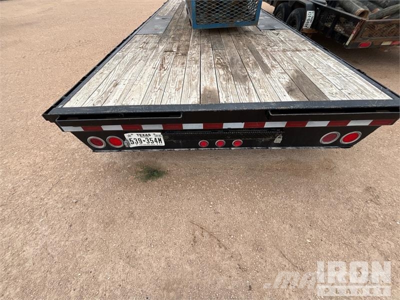 PJ Trailers Trailers 24 ft T/A 31 ft Equipment Traile Prikolice za prevoz vozil