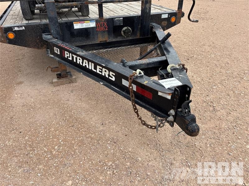 PJ Trailers Trailers 24 ft T/A 31 ft Equipment Traile Prikolice za prevoz vozil