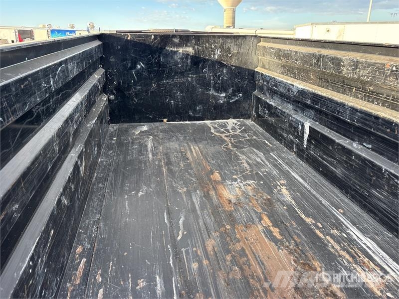PJ Trailers Trailers DT142 14 ft T/A Gooseneck Dump U Reboques basculantes