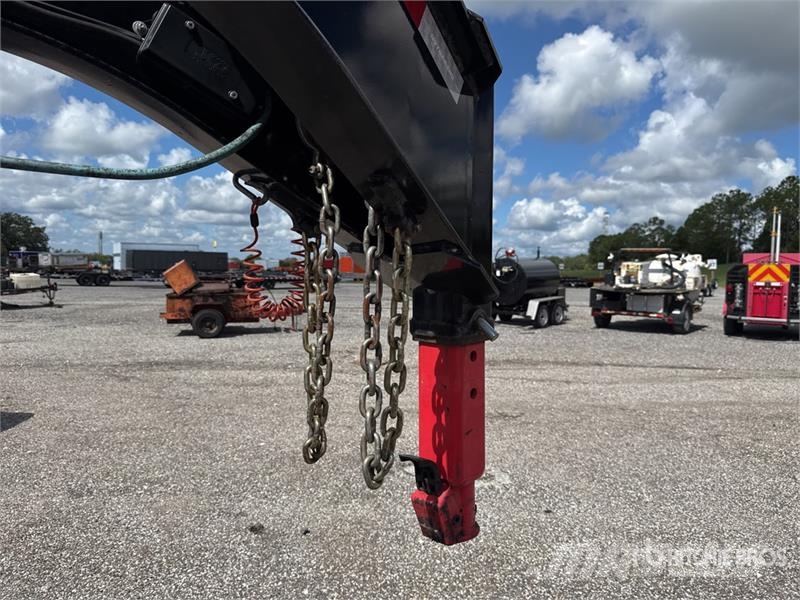 PJ Trailers Trailers LD401 40 ft T/A Gooseneck Equipm Autotransport-Anhänger