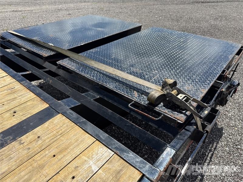PJ Trailers Trailers LD401 40 ft T/A Gooseneck Equipm Autotransport-Anhänger