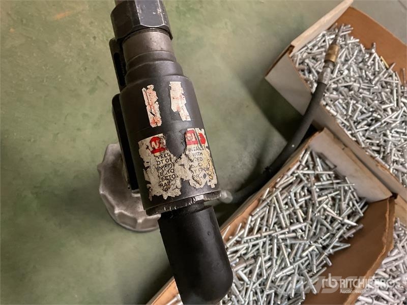  Pneudraulic Installation Tool w/Rivets Andet tilbehør