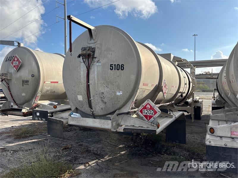Polar 8400 gal T/A Tanker Trailer Prikolice cisterne