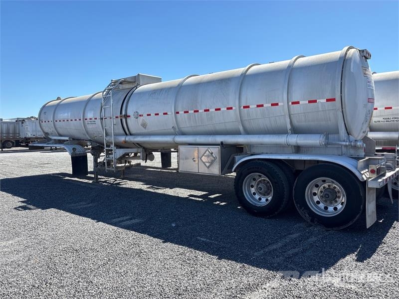 Polar 8400 gal T/A Tanker Trailer 탱커 트레일러
