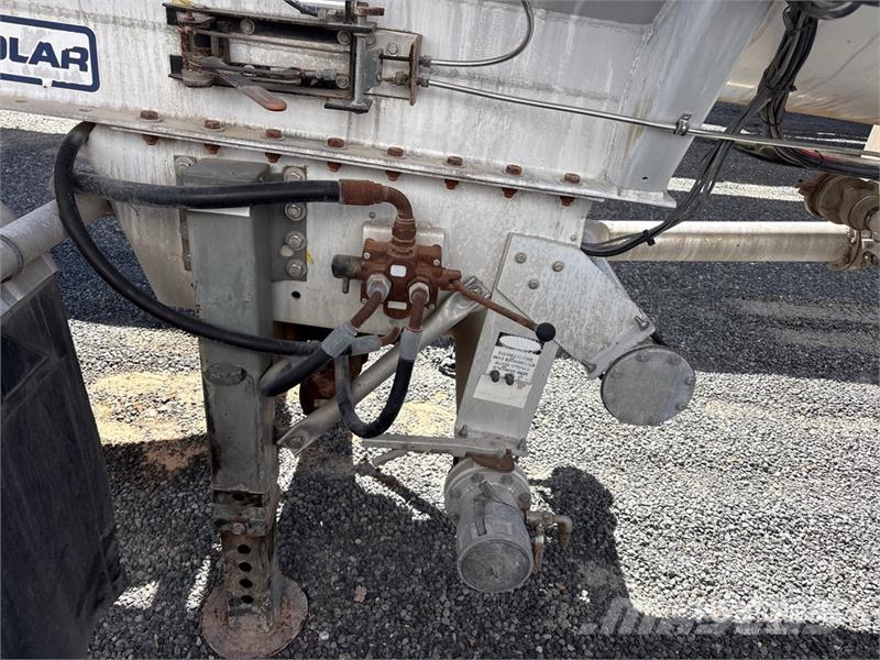Polar 8400 gal T/A Tanker Trailer 탱커 트레일러