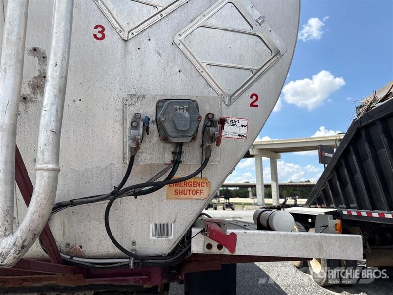 Polar ASTB6 Tanker trailers