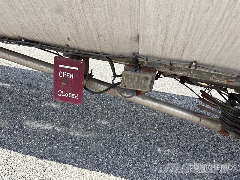 Polar ASTB6 Tanker trailers