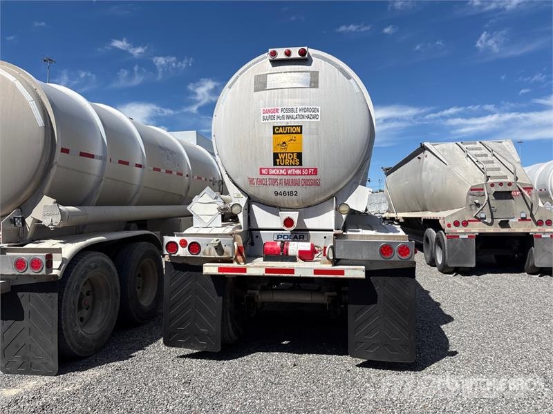 Polar MC407 8400 gal T/A Tanker Trailer Autocisternas