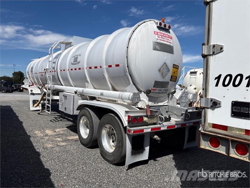 Polar MC407 8400 gal T/A Tanker Trailer Autocisternas