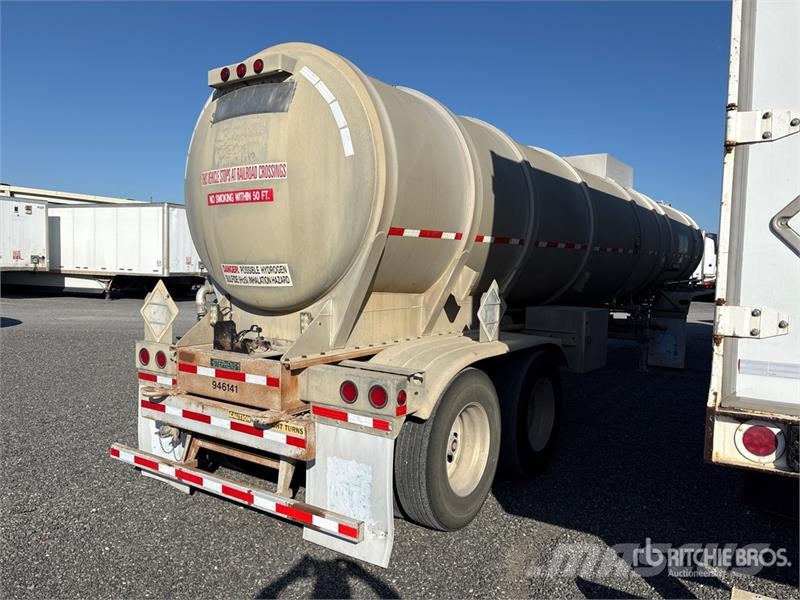 Polar MC407 8400 gal T/A Tanker Trailer Prikolice cisterne