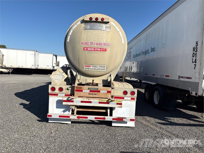 Polar MC407 8400 gal T/A Tanker Trailer Prikolice cisterne