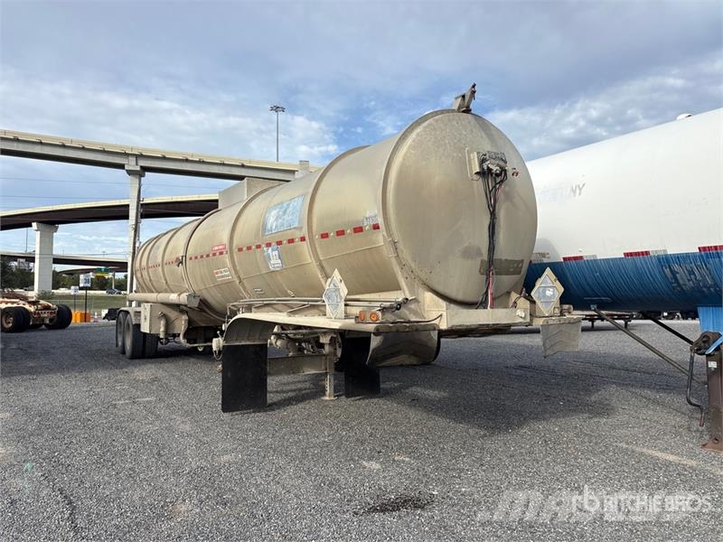 Polar MC407 8400 gal T/A Tanker Trailer مقطورات ذات صهاريج