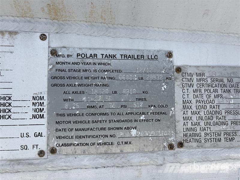Polar MC407 8400 gal T/A Tanker Trailer Autocisternas