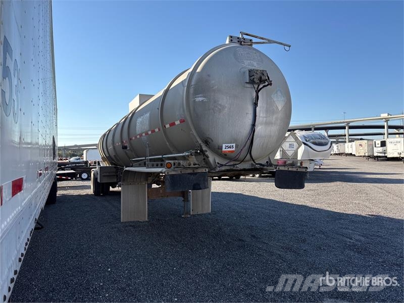 Polar MC407 8400 gal T/A Tanker Trailer Prikolice cisterne