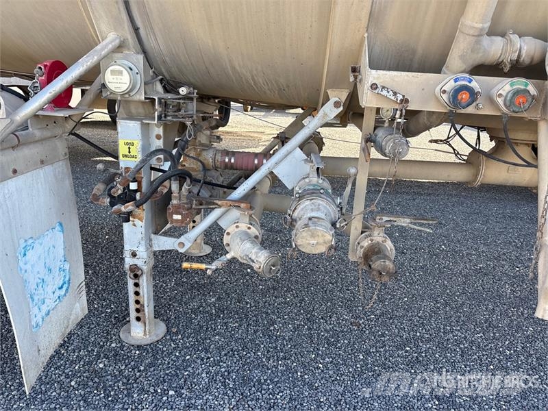 Polar MC407 8400 gal T/A Tanker Trailer Prikolice cisterne