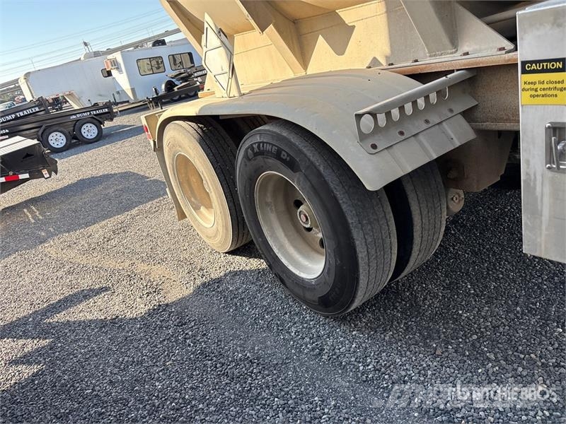 Polar MC407 8400 gal T/A Tanker Trailer Prikolice cisterne
