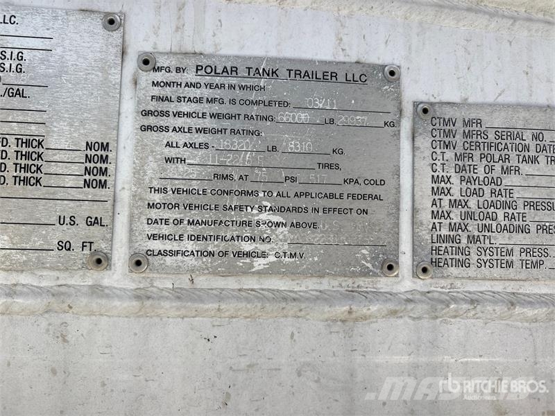 Polar MC407 8400 gal T/A Tanker Trailer Autocisternas