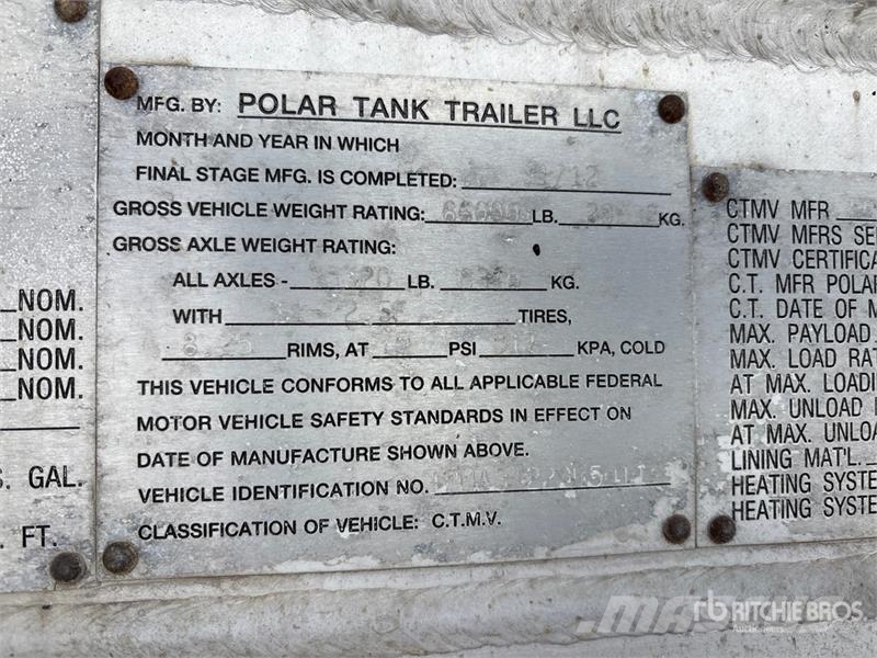 Polar MC407 9210 gal T/A Tanker Trailer Cisternové prívesy