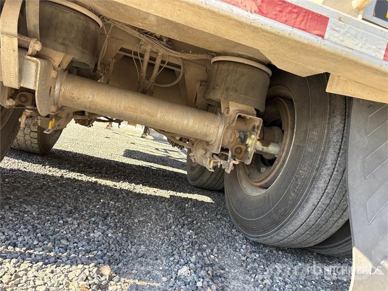 Polar MC407 9240 gal T/A Tanker Trailer Autocisternas