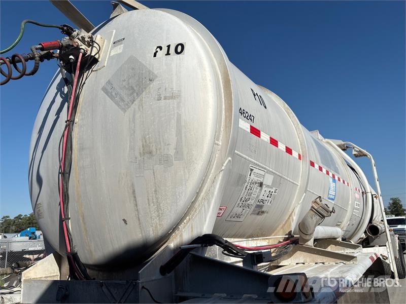 Polar Tank 8400 gal T/A Tanker Trailer 罐體拖車