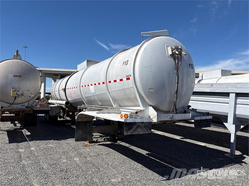 Polar Tank 8400 gal T/A Tanker Trailer 탱커 트레일러