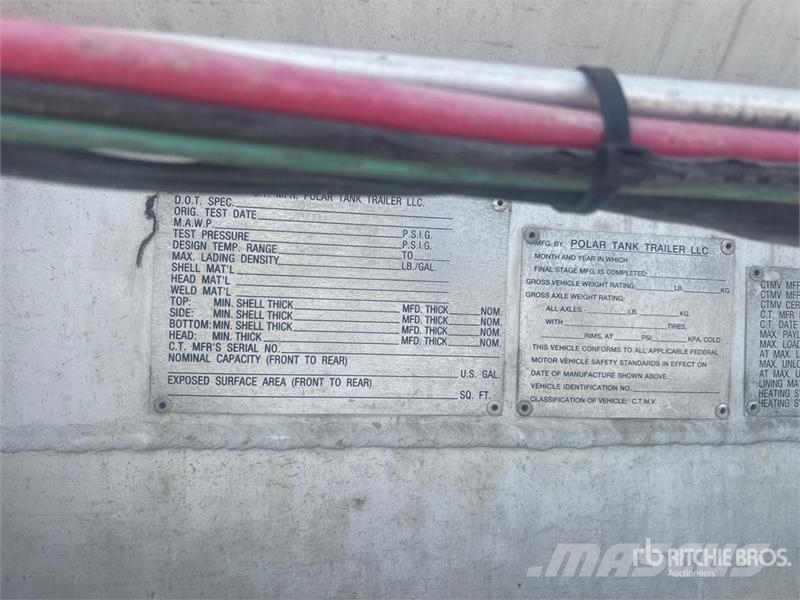 Polar Tank MC407 8400 gal T/A Tanker Trailer Tank prikolice