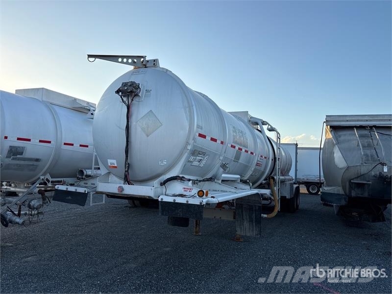 Polar Tank MC407 8400 gal T/A Tanker Trailer 탱커 트레일러