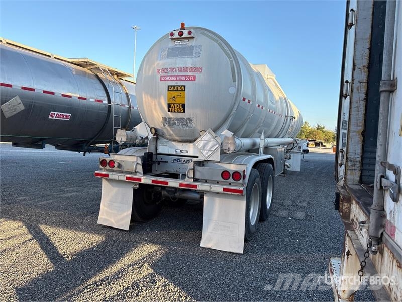 Polar Tank MC407 8400 gal T/A Tanker Trailer 탱커 트레일러