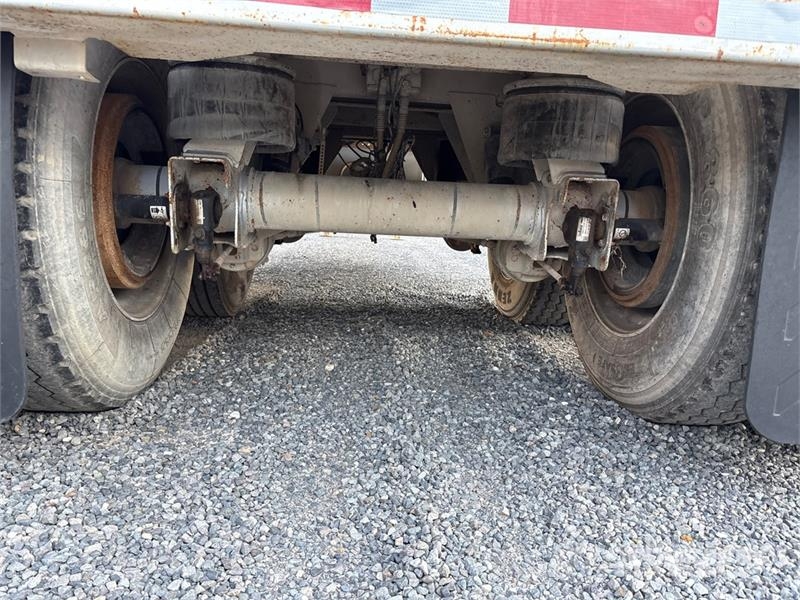 Polar Tank MC407 8400 gal T/A Tanker Trailer 탱커 트레일러