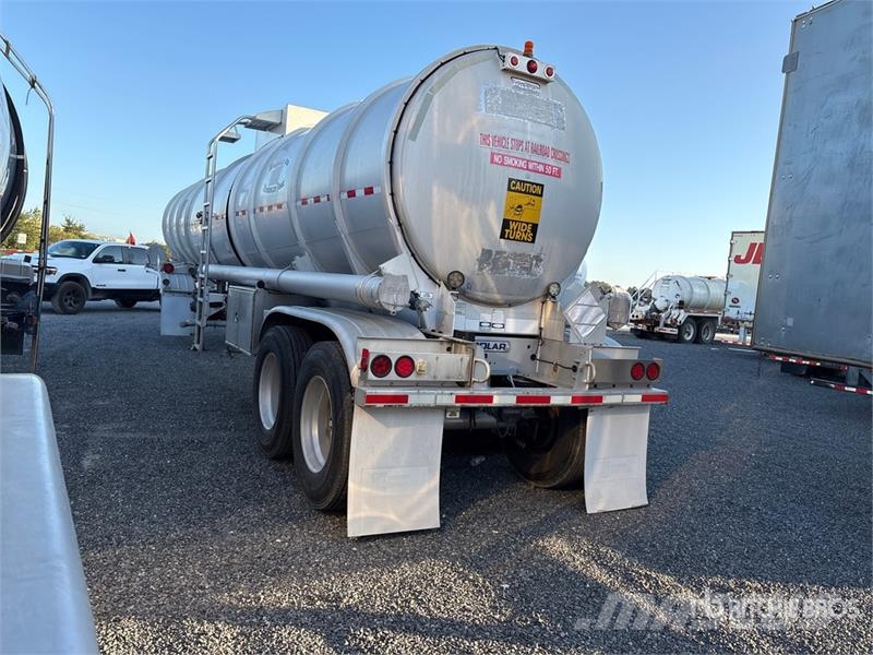 Polar Tank MC407 8400 gal T/A Tanker Trailer 탱커 트레일러